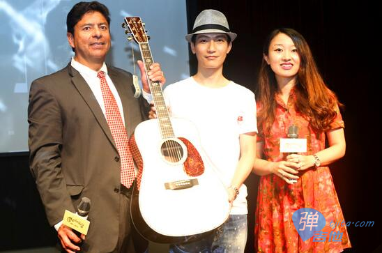 陈楚生牵手Martin,成中国首位合作艺人